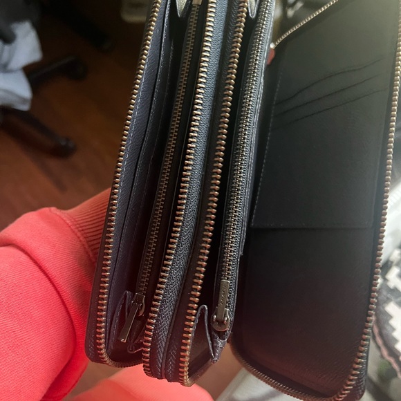 Coach Black Wallet - Picture 4 of 5